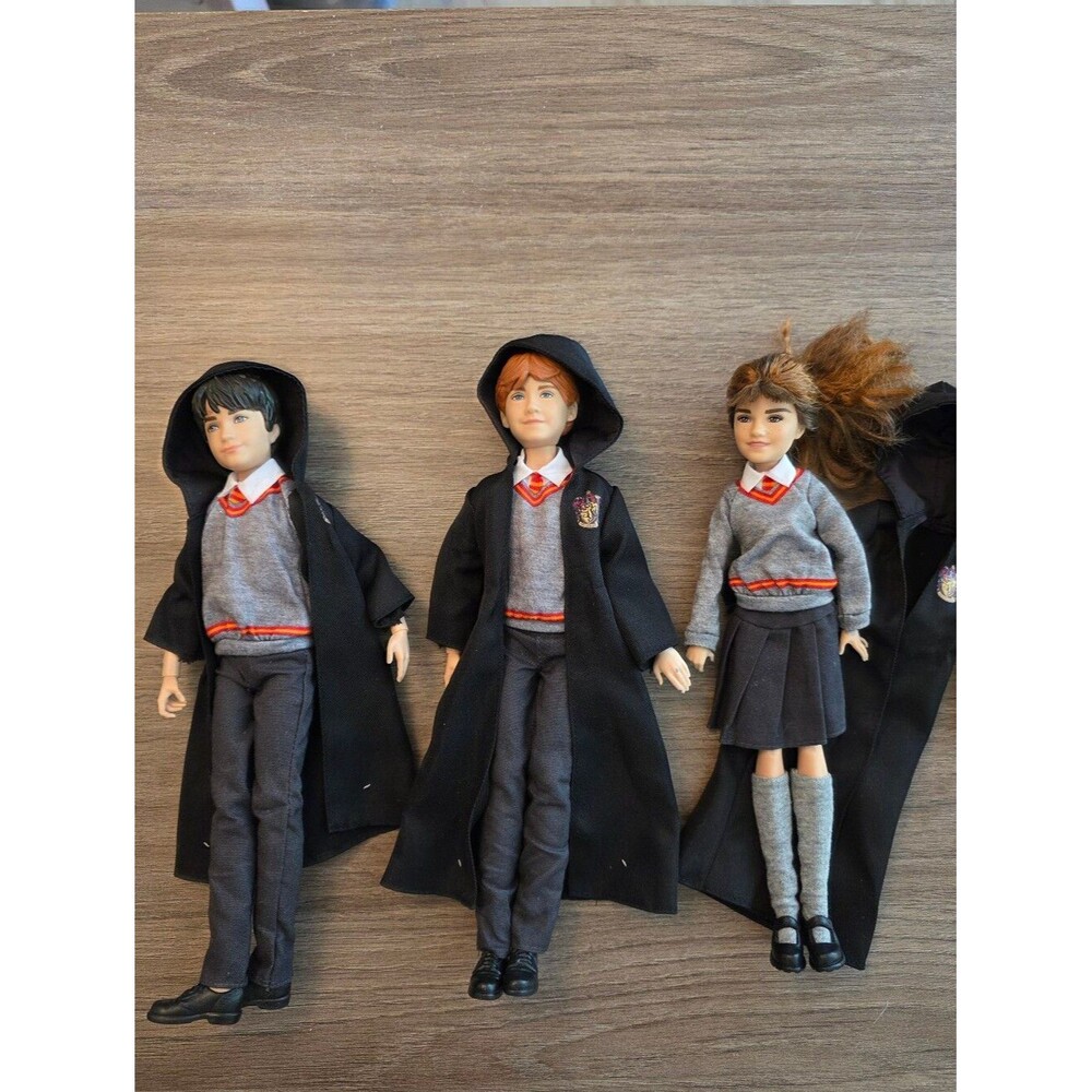 Mattel Wizarding World Harry Potter Fashion Doll Set